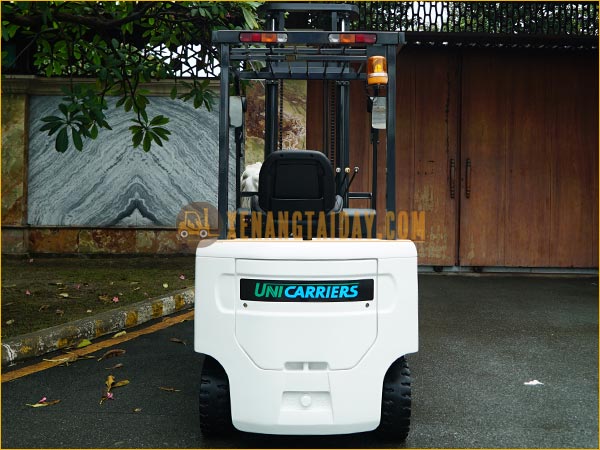 Xe nâng điện ngồi lái UNICARRIERS FB30-8