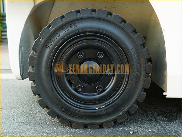 Xe nâng điện ngồi lái UNICARRIERS FB30-8