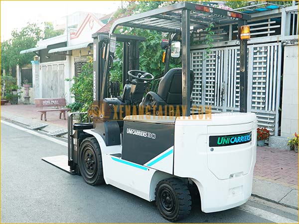 Xe nâng điện ngồi lái UNICARRIERS FB30-8