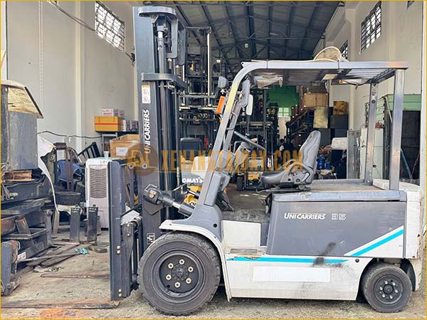 Xe nâng điện ngồi lái UNICARRIERS FB35-8S