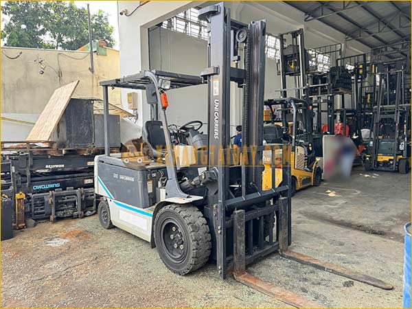 Xe nâng điện ngồi lái UNICARRIERS FB35-8S