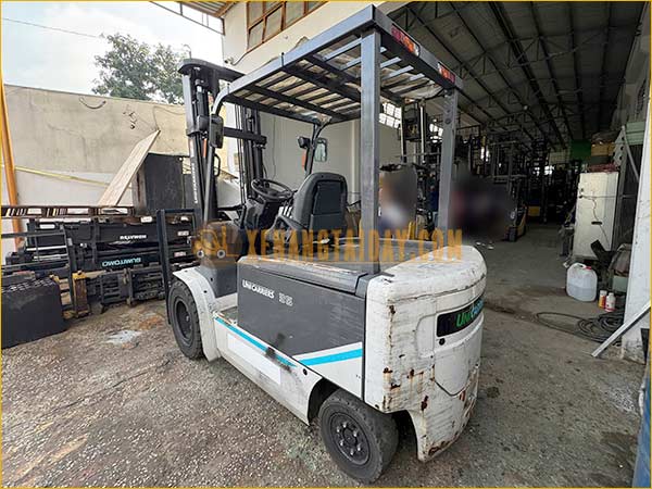 Xe nâng điện ngồi lái UNICARRIERS FB35-8S