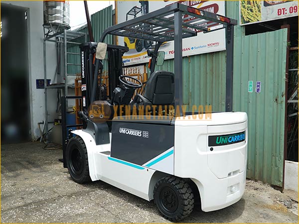 Xe nâng điện ngồi lái UNICARRIERS FB35-8S