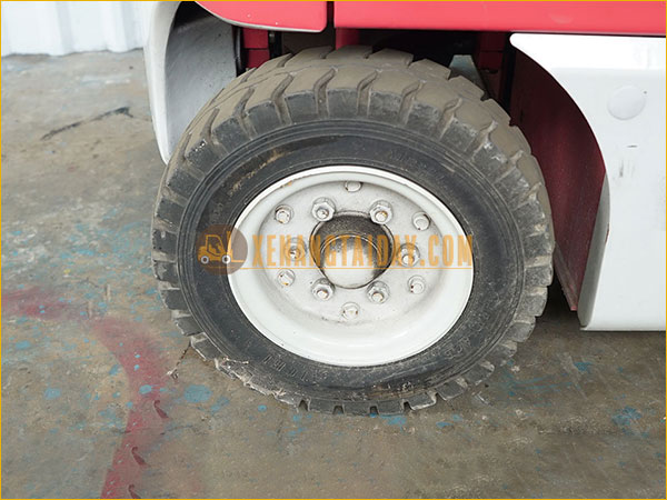 Xe nâng điện ngồi TOYOTA 3FB7