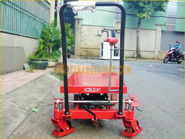 Xe nâng mặt bàn 1000kg Noblelift TF100