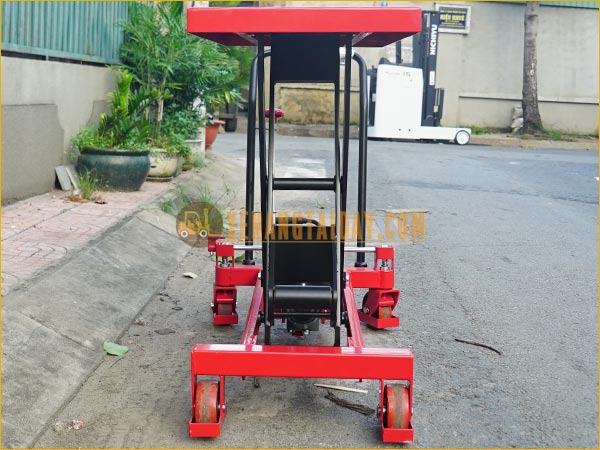 Xe nâng mặt bàn 1000kg Noblelift TF100