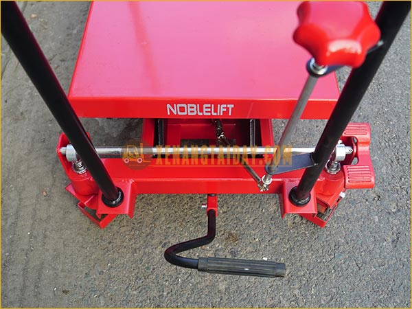 Xe nâng mặt bàn 1000kg Noblelift TF100