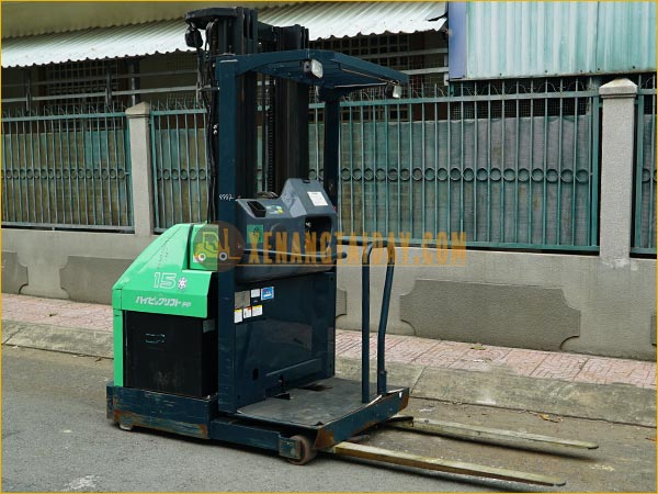 Xe nâng order picker TOYOTA 7FBP15