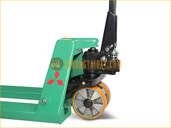 Xe nâng tay 3 tấn MITSUBISHI MỚI 100%