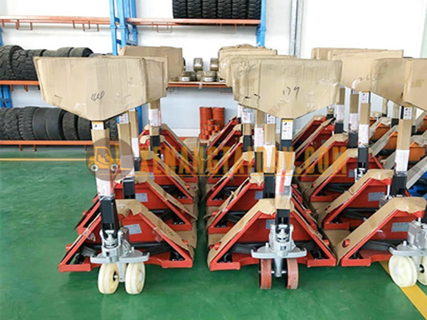 Bán xe nâng tay chính hãng chất lượng hàng đầu