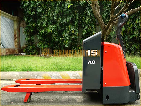 Xe nâng tay điện thấp tự động NICHIYU PLD15S-70-C10