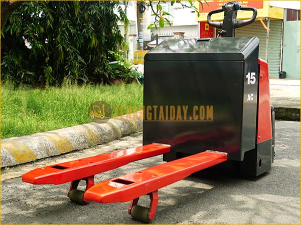 Xe nâng tay điện thấp tự động NICHIYU PLD15S-70-C10