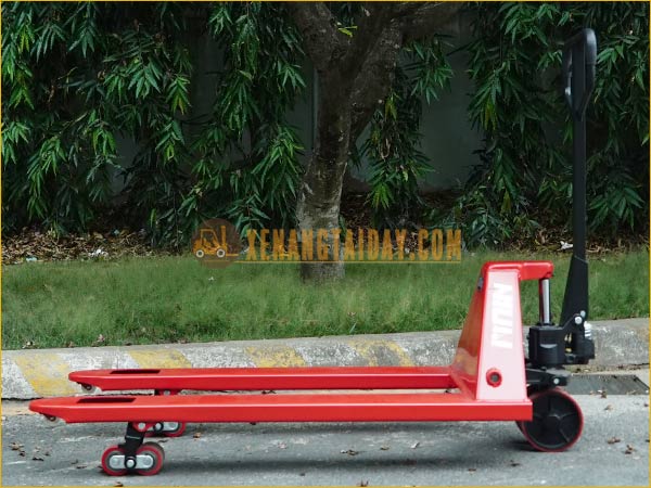 Xe nâng tay thấp 3 tấn NIULI CBY-BF3.0