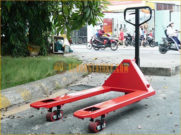 Xe nâng tay thấp 3 tấn NIULI CBY-BF3.0