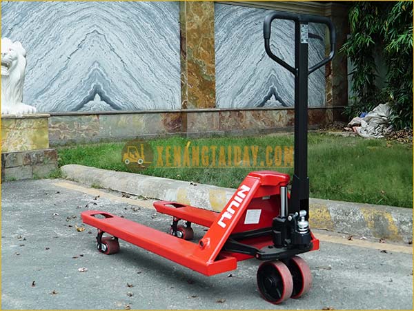 Xe nâng tay thấp 3 tấn NIULI CBY-BF3.0
