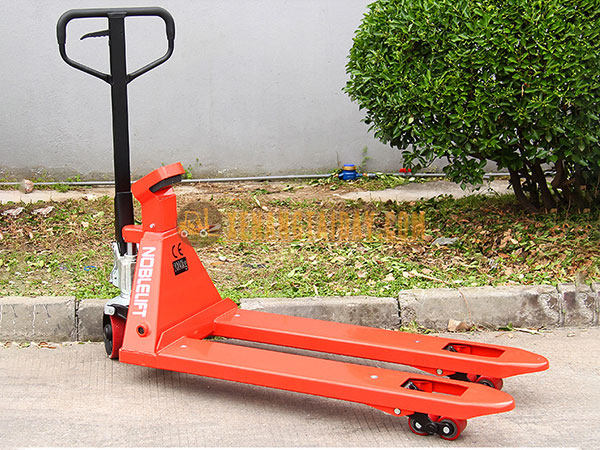 Xe nâng tay thấp HPT20S Noblelift 2 tấn có cân điện tử