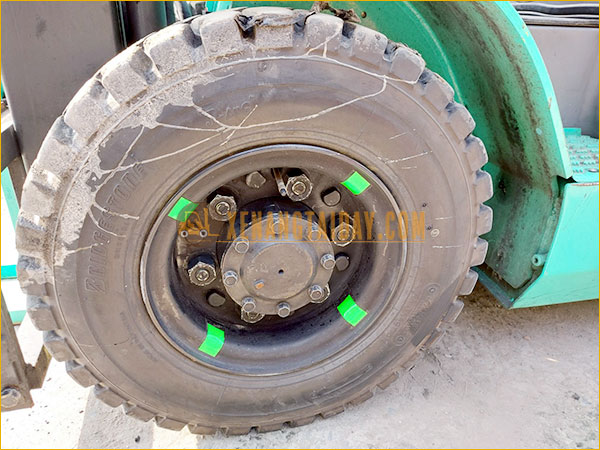 Xe nâng xăng - gas MITSUBISHI FGE20T