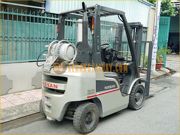Xe nâng xăng - gas NISSAN EBT-P1F2