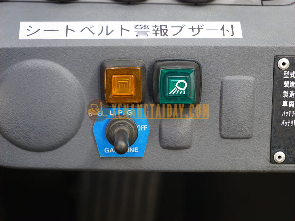 Xe nâng xăng - gas KOMATSU FG18T-21