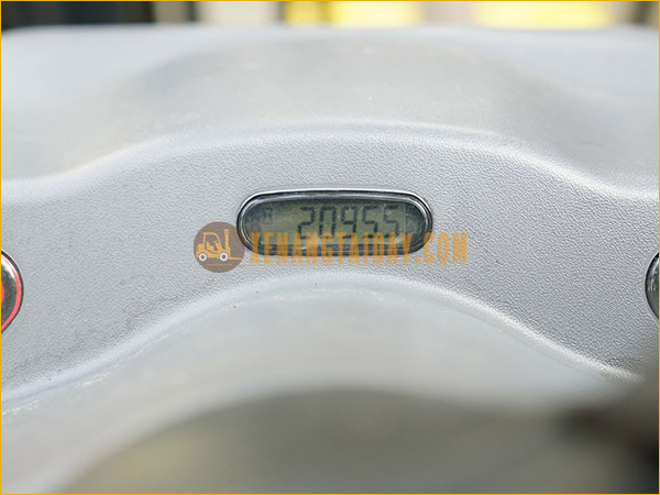 Xe nâng xăng - gas KOMATSU FG18T-21