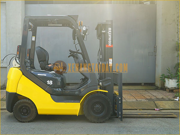 Xe nâng xăng - gas KOMATSU FG18T-21