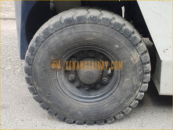 Xe nâng xăng KOMATSU FG10-15