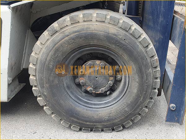 Xe nâng xăng KOMATSU FG10-15