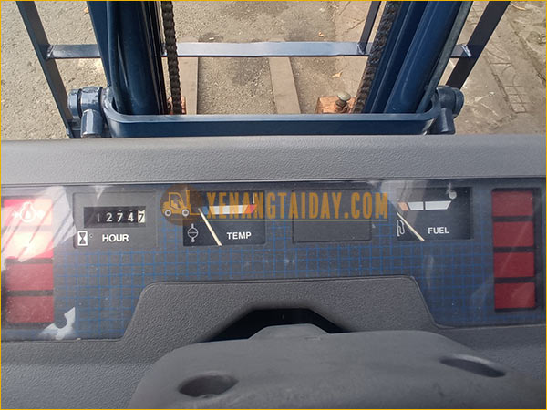 Xe nâng xăng KOMATSU FG15-15
