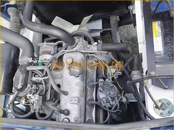 Xe nâng xăng KOMATSU FG15-15