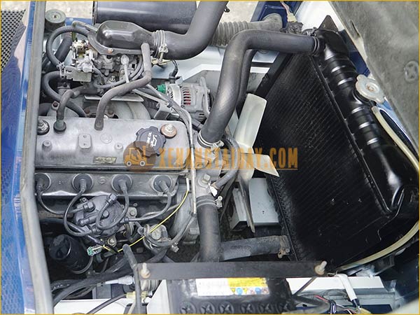 Xe nâng xăng KOMATSU FG15-15