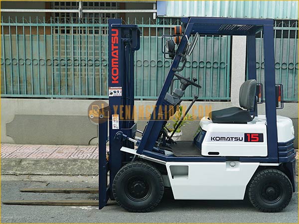 Xe nâng xăng KOMATSU FG15-15