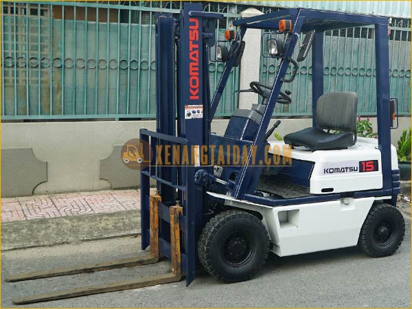 Xe nâng xăng KOMATSU FG15-15