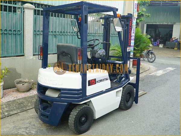 Xe nâng xăng KOMATSU FG15-15