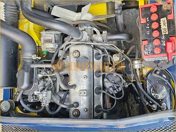 Xe nâng xăng KOMATSU FG15-15