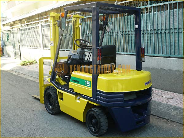 Xe nâng xăng KOMATSU FG15-15