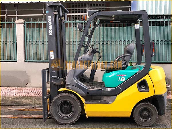 Xe nâng xăng KOMATSU FG18C-20