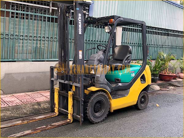 Xe nâng xăng KOMATSU FG18C-20