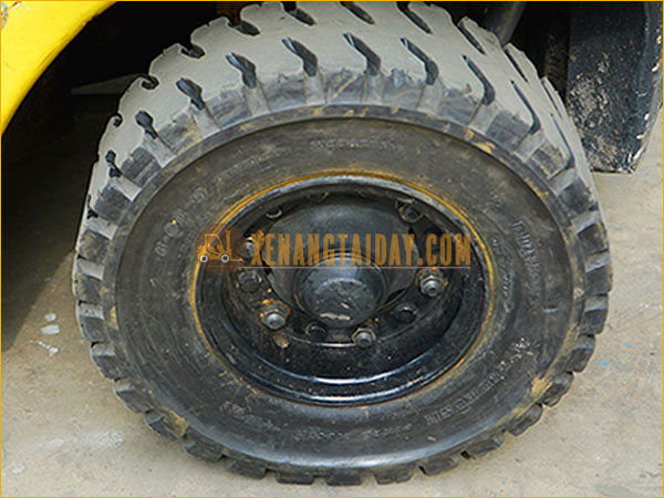 Xe nâng xăng KOMATSU FG20C-15