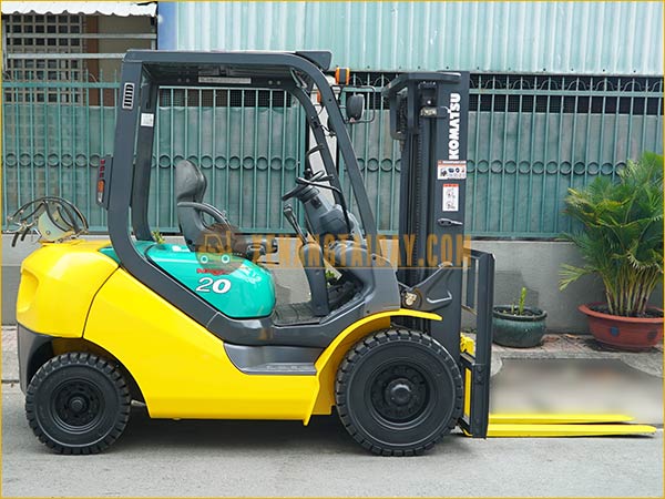 Xe nâng xăng - gas KOMATSU FG20C-16