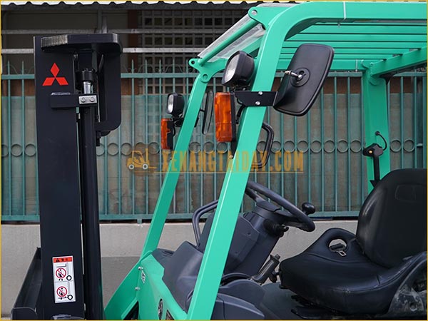 Xe nâng xăng MITSUBISHI FGE15T