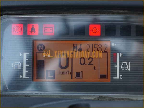 Xe nâng xăng MITSUBISHI FGE15T