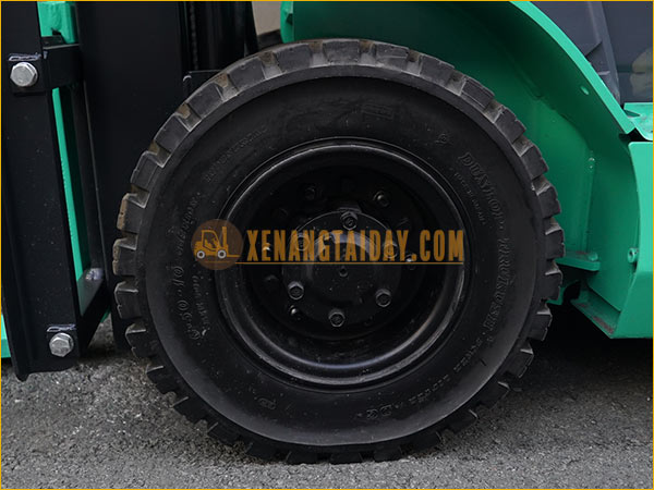 Xe nâng xăng MITSUBISHI FGE15T