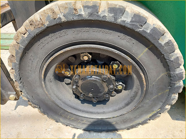 Xe nâng Xăng MITSUBISHI FGE20D