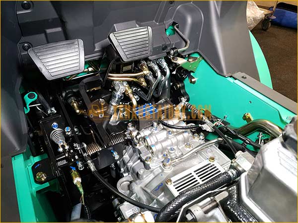 Xe nâng xăng MITSUBISHI Mới 1.5 - 3.5 tấn
