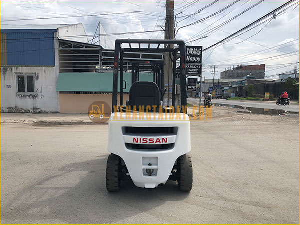 Xe nâng Xăng Nissan ETB-P1F2