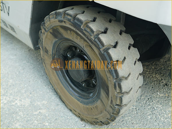Xe nâng xăng NISSAN L01A15