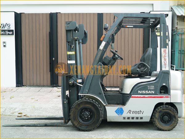 Xe nâng xăng NISSAN L01A15