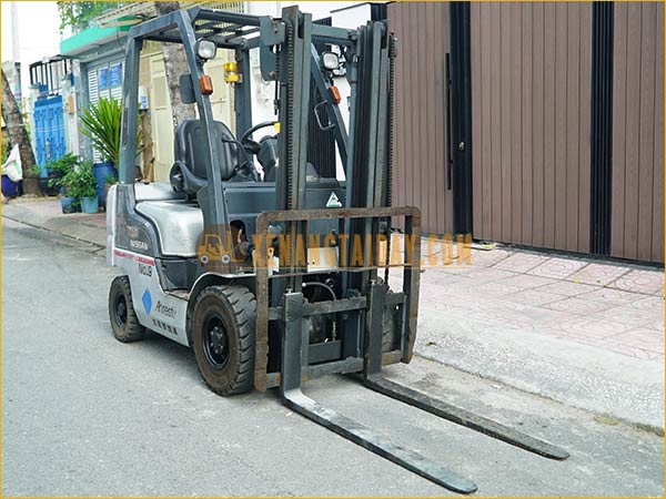 Xe nâng xăng NISSAN L01A15