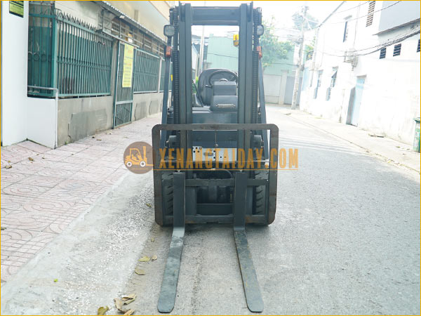 Xe nâng xăng NISSAN L01A15