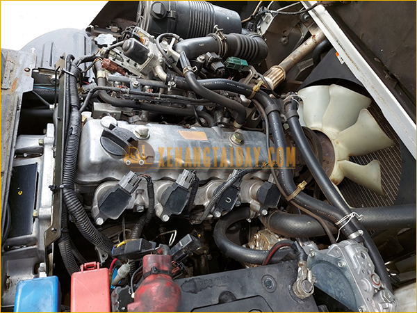 Xe nâng Xăng Nissan ETB-P1F2